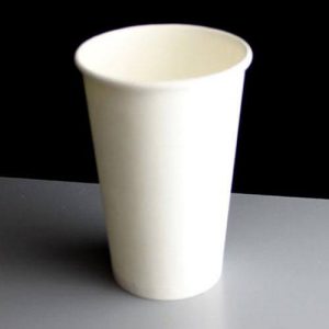 El Vaso de 16 Onzas es de Tamaño Mediano
